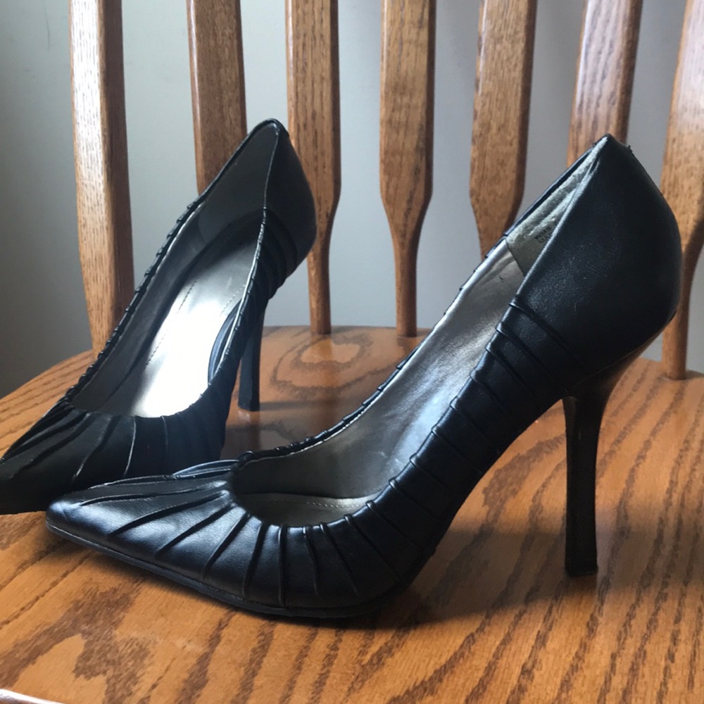 Elle high heels